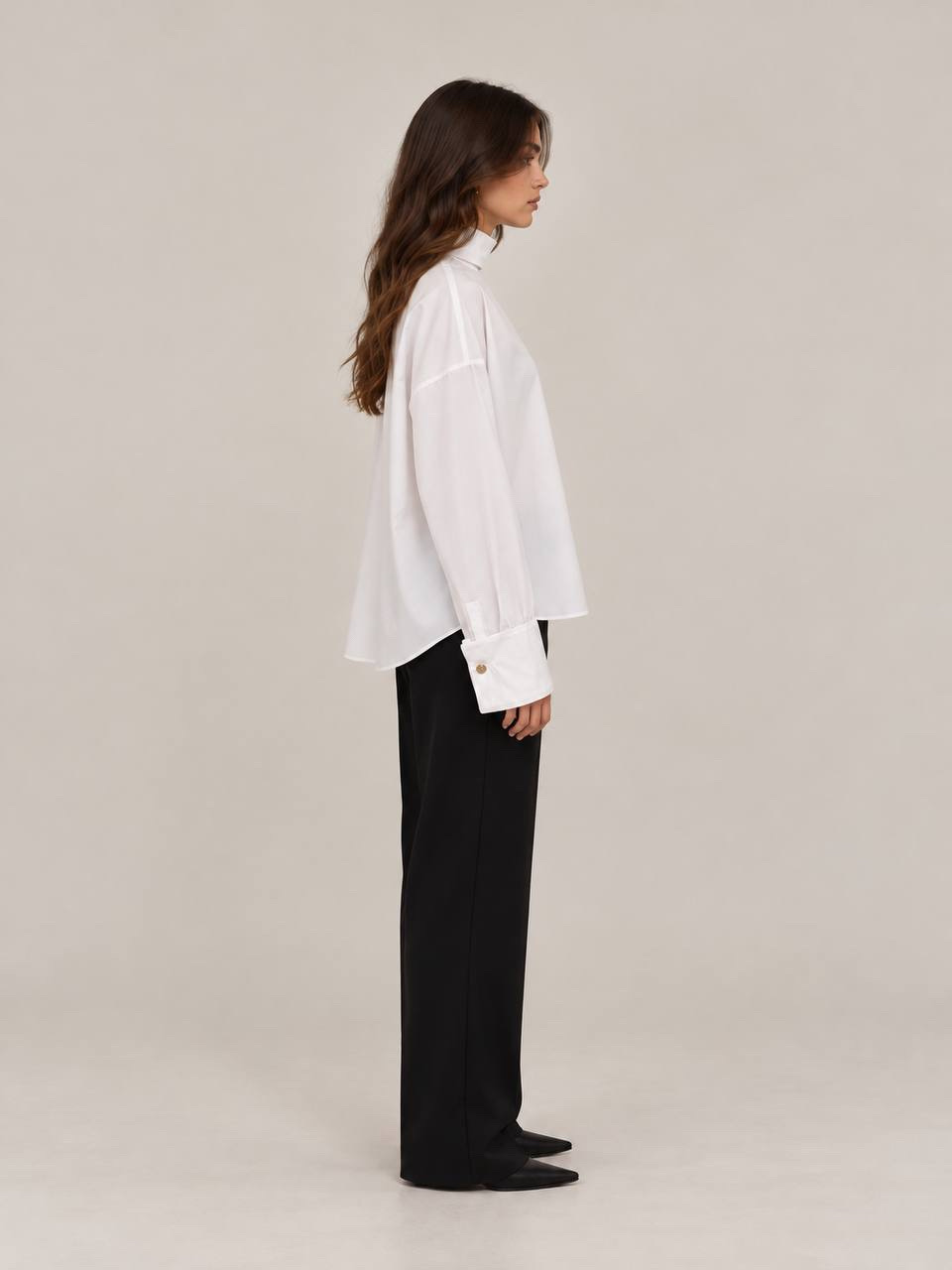 Sculpted collar blouse — White
